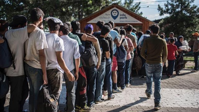 Σερβία: Υπερπλήρη τα Κέντρα Φιλοξενίας προσφύγων και μεταναστών