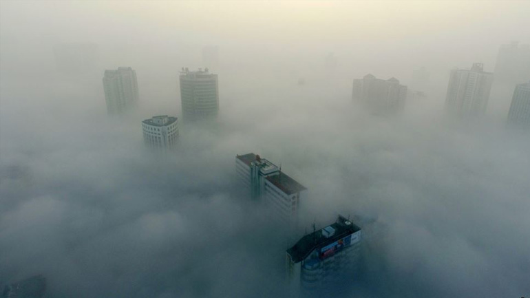 Κίνα: Ακυρώσεις πτήσεων και προβλήματα στο οδικό δίκτυο λόγω αιθαλομίχλης