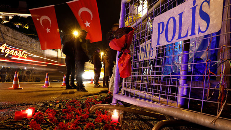 De Morgen: «Σε σπιράλ βίας η Τουρκία»