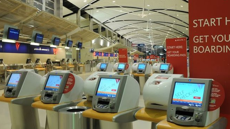 Τεχνικό πρόβλημα επηρέασε τις υπηρεσίες ελέγχου διαβατηρίων σε αμερικανικά αεροδρόμια