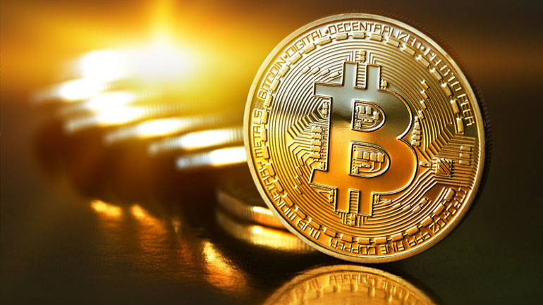 Bitcoin: Μετά από τρία χρόνια η αξία του ξεπέρασε τα 1000 δολάρια