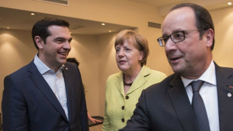 Τηλεφωνικές επαφές Τσίπρα με Μέρκελ, Γιούνκερ, Μέι, Ολάντ για το Κυπριακό