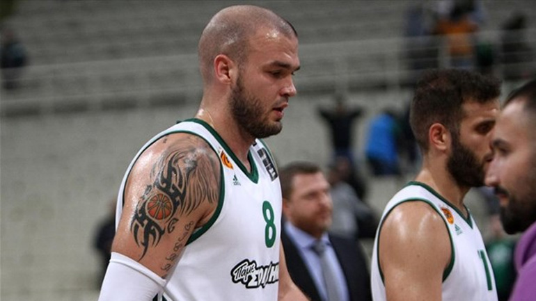 Μετακομίζει στην Καντού ο Πατ Καλάθης