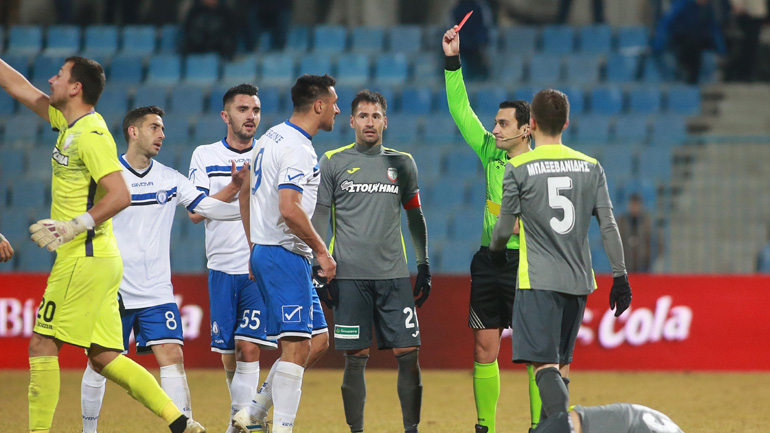 «Να μην ξανασφυρίξει την ομάδα μας ο Κύζας»