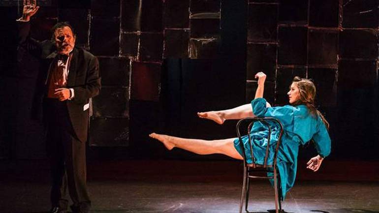 «Τι να σου πω Σουλτάνα μου» του Γιάννη Καλατζόπουλου στο θέατρο Αυλαία