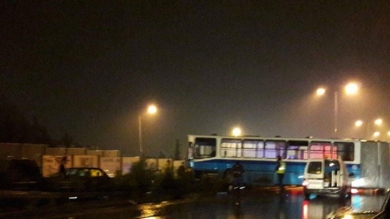 Aτύχημα με λεωφορείο του ΟΑΣΘ στη Θεσσαλονίκη Aτύχημα με λεωφορείο του ΟΑΣΘ στη Θεσσαλονίκη