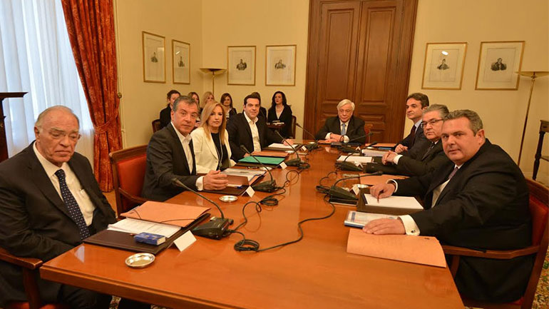 Συναντήσεις με πολιτικούς αρχηγούς και Παυλόπουλο πριν από τη διάσκεψη της Γενεύης