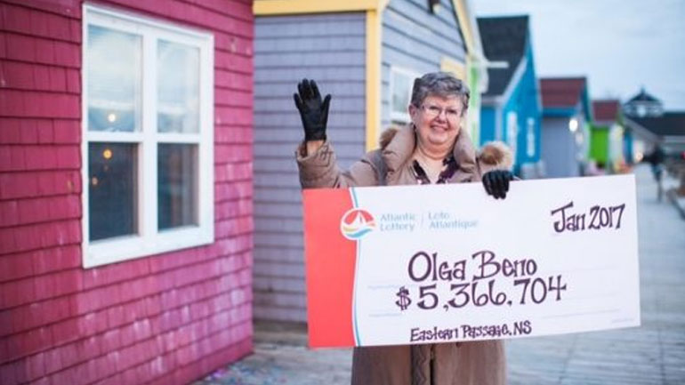 Κέρδισε το τζακ ποτ παίζοντας τους αριθμούς που είχε δει στον ύπνο της πριν από… 27 χρόνια!