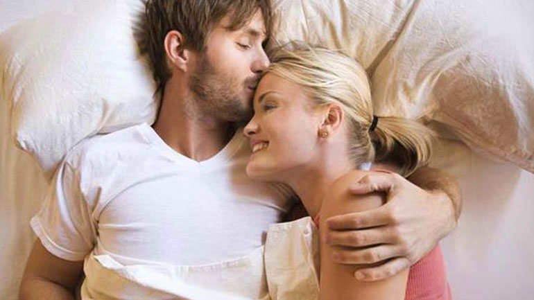 Επτά υποσχέσεις που πρέπει να τηρήσεις στη σχέση σου το 2017