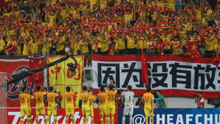 Έρευνα: 450 εκατομμύρια Κινέζοι είναι παθιασμένοι με το ποδόσφαιρο