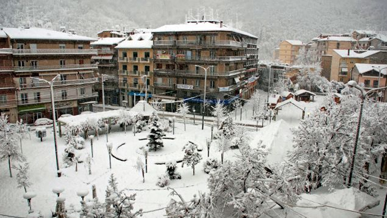 Στα λευκά η δυτική Μακεδονία, αντιολισθητικές αλυσίδες στο επαρχιακό ορεινό δίκτυο