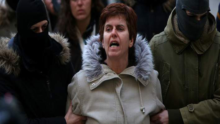 Εξελίξεις με το αίτημα της Πόλας Ρούπα για την επιμέλεια του παιδιού της