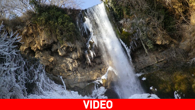 «Πάγωσε» ο καταρράκτης στην Έδεσσα