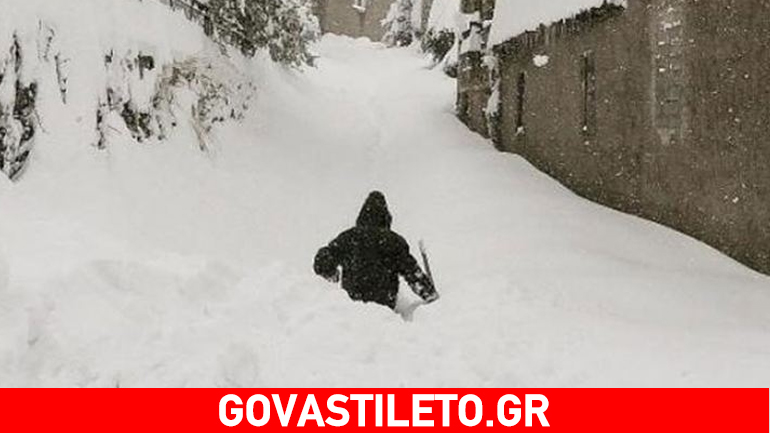 Αναγνωρίζετε τον Έλληνα παρουσιαστή που αποκλείστηκε στο χιόνι;