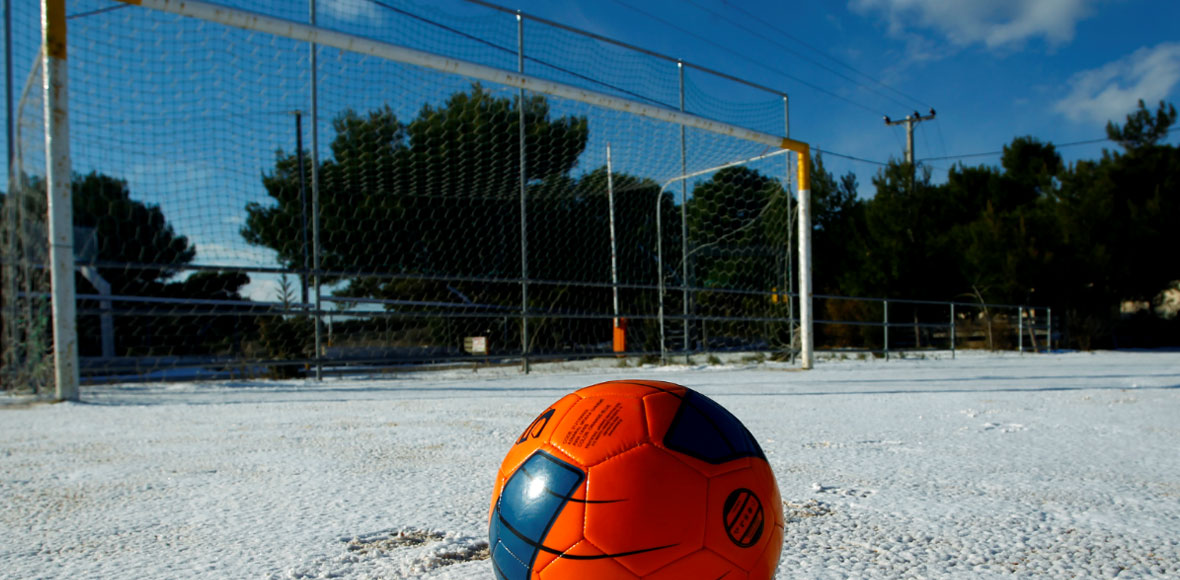 Άσπρη μέρα στο ποδόσφαιρο βλέπουμε μόνο όταν χιονίζει…