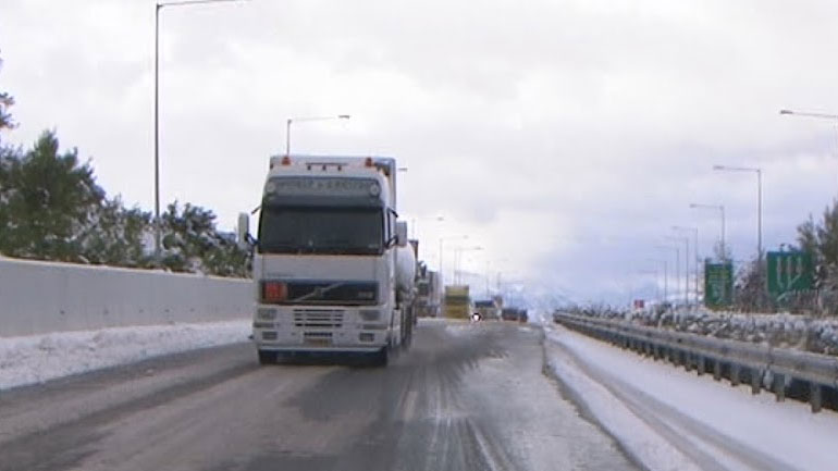 Αίρεται η απαγόρευση κυκλοφορίας οχημάτων άνω των 3,5 τόνων στην Πελοπόννησο