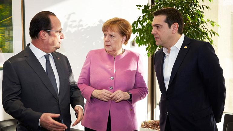 Τηλεφωνικές επικοινωνίες Τσίπρα με Μέρκελ και Ολάντ για το Κυπριακό