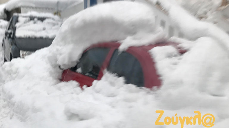 Το χιόνι στην Αλόννησο ξεπέρασε τα 2 μέτρα