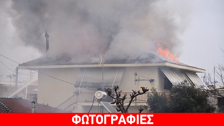 Σπίτι τυλίχτηκε στις φλόγες στο Μεσολόγγι