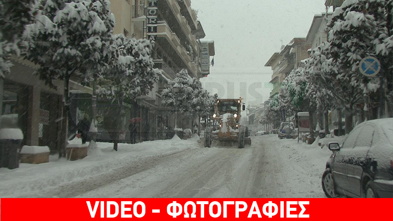«Μάχη» με τα χιόνια στα Ιωάννινα