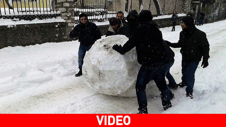 Η πιο μεγάλη χιονόμπαλα… στα Ιωάννινα!