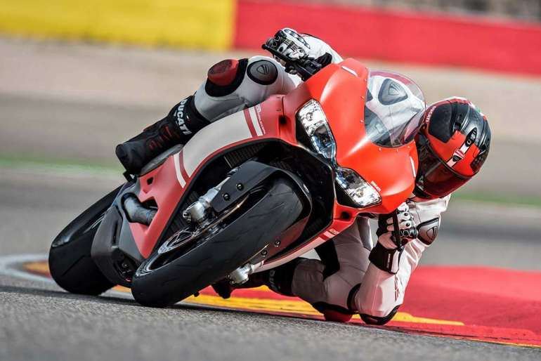 Ducati 1299 Superleggera...