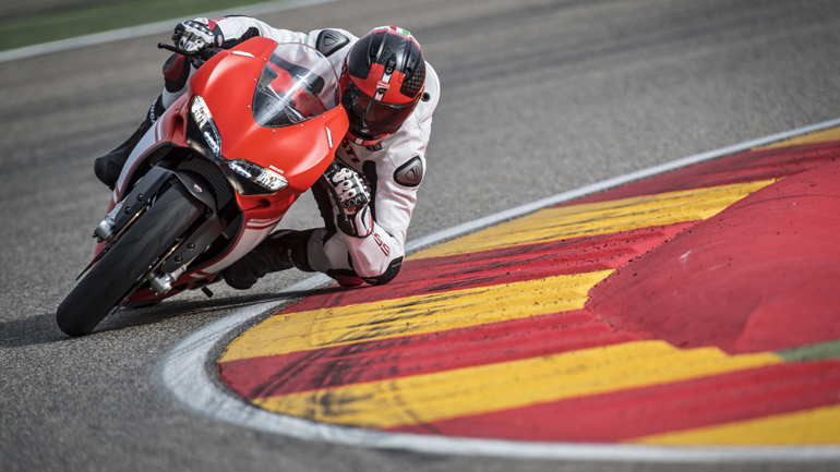 H τιμή της συγκεκριμένης μοτοσικλέτας αγγίζει τα 97.000 ευρώ...