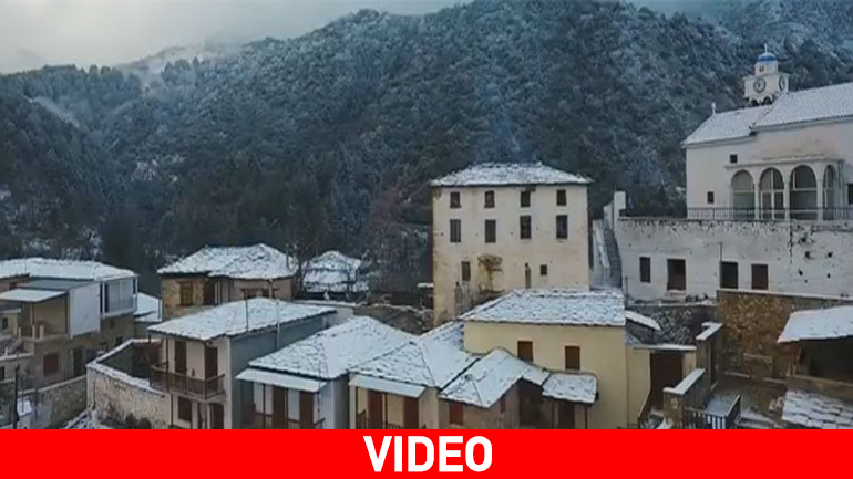 Η χιονισμένη Καστάνιτσα, στην ορεινή Αρκαδία, από ψηλά!