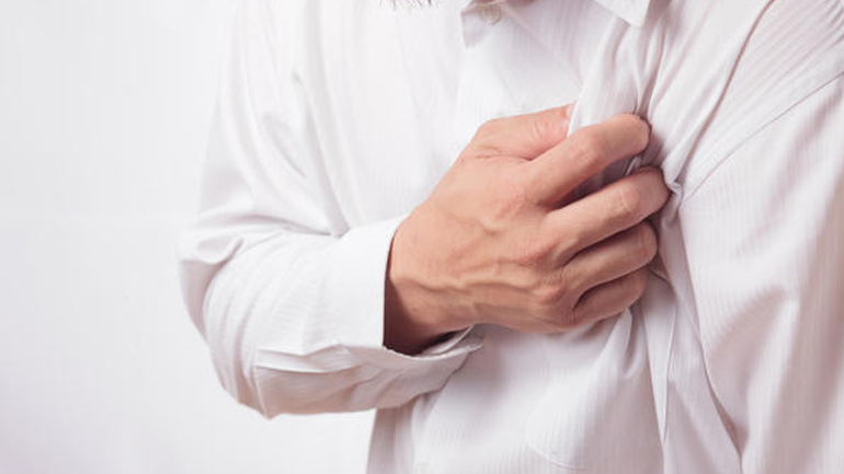 Εξηγήθηκε πώς το χρόνιο στρες αυξάνει τον κίνδυνο για έμφραγμα και εγκεφαλικό