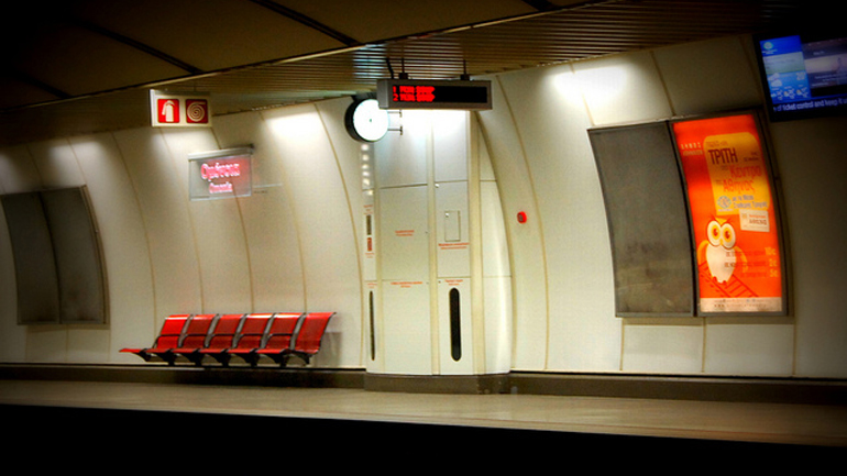 Ανοιχτοί τρεις σταθμοί του μετρό για τους αστέγους