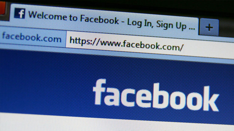 Προβλήματα στη λειτουργία του Facebook