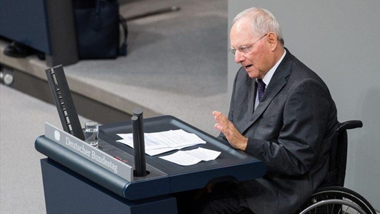 «Το τωρινό πρόγραμμα προϋποθέτει τη συμμετοχή του ΔΝΤ»