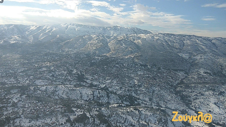 Το νησί της Εύβοιας έγινε ολόλευκο