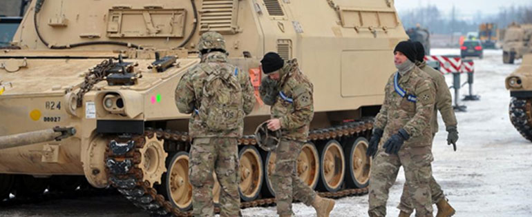 Τώρα φθάνουν 3.500 στρατιώτες από το Κολοράντο με 87 τανκς και 400 τζιπ Humwee