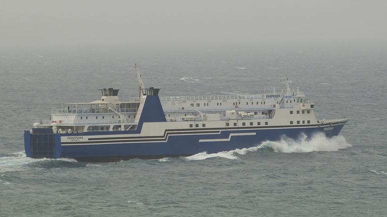 Όλα τα δρομολόγια των πλοίων από Πειραιά και Ραφήνα