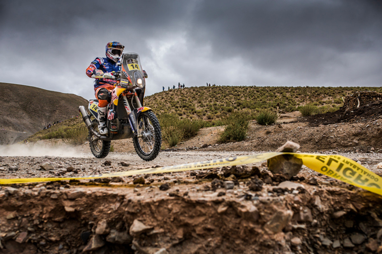 O Sam Sunderland με ΚΤΜ ήταν ο νικητής στην κατηγορία των μοτοσικλετών...