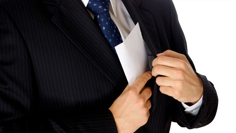 Το ΣτΕ επικύρωσε την απόλυση δυο εφοριακών