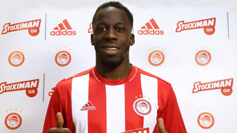 Ανακοίνωσε Σισοκό ο Ολυμπιακός