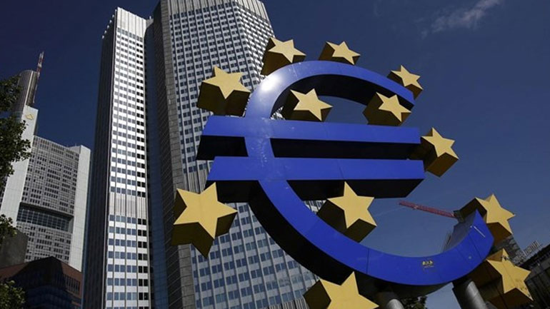 ΕΚΤ: Αυστηρότερα τα πιστωτικά κριτήρια των τραπεζών της Ευρωζώνης
