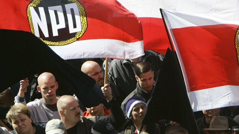 Γερμανία: Διχάζει η απαγόρευση του νεοναζιστικού κόμματος