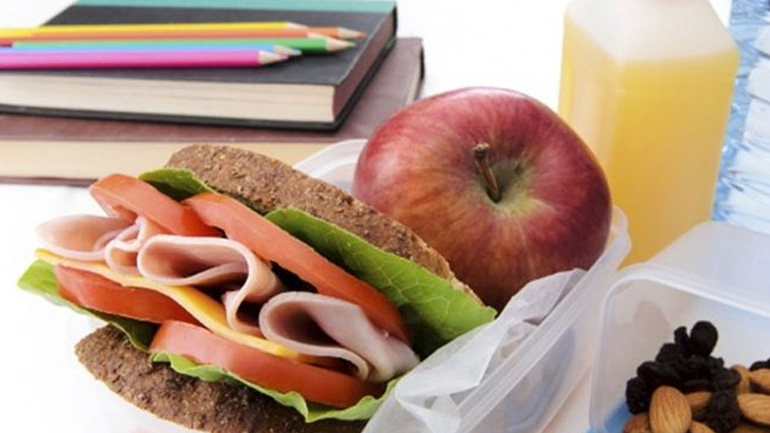 Ιδέες για υγιεινά σνακ στο σχολείο