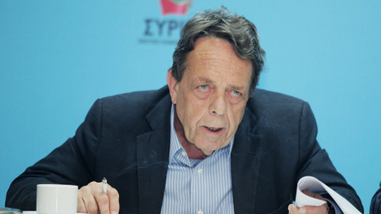 Ο Β. Μουλόπουλος αποδέχθηκε πρόταση του ΔΟΛ να συμβάλει στην επίλυση των προβλημάτων του