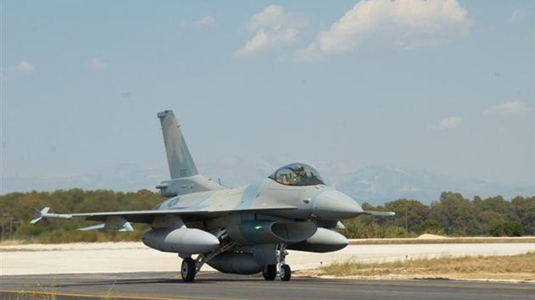Άραξος: Υλικές ζημίες σε F-16 που βγήκε εκτός διαδρόμου