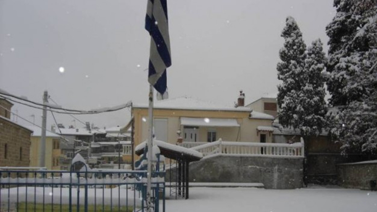 Κλειστά παραμένουν τα σχολεία σε Φλώρινα και Πρέσπες