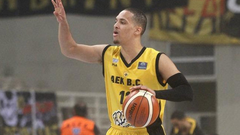 AEK: Ανανέωσε μέχρι το 2019 ο Ντίξον