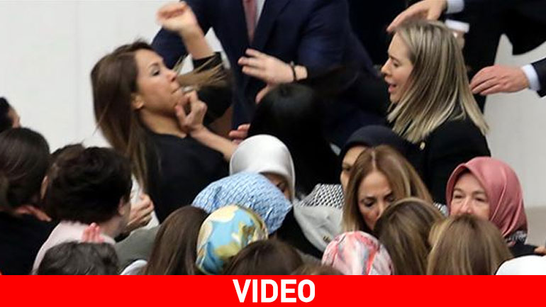 Επεισόδια και τραυματισμοί στην τουρκική Εθνοσυνέλευση