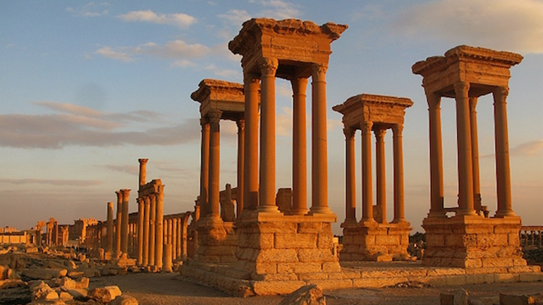 Το Ισλαμικό Χαλιφάτο κατέστρεψε το Τετράπυλον στην Παλμύρα