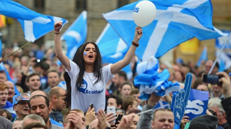 Σκωτία: Στις κάλπες για την ανεξαρτητοποίησή της σε δύο χρόνια