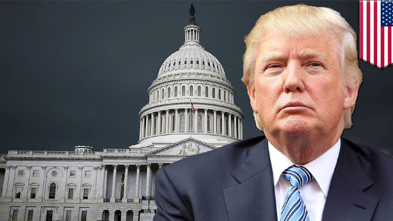 Τραμπ προς CIA: «Είμαι 1.000% μαζί σας»