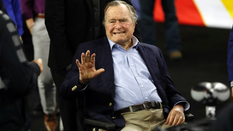 ΗΠΑ: Χωρίς μηχανική υποστήριξη ο Τζορτζ Μπους ο πρεσβύτερος